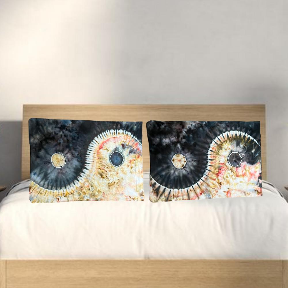 Yin Yang Pillowcase Set | Full